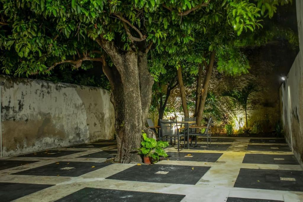 Casa Lilia, Ubicada En El Centro Historico Βίλα Καμπέτσε Εξωτερικό φωτογραφία
